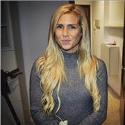 Native English Speaker Offers private lessons to improve on English in, writing, speaking, listening, and reading